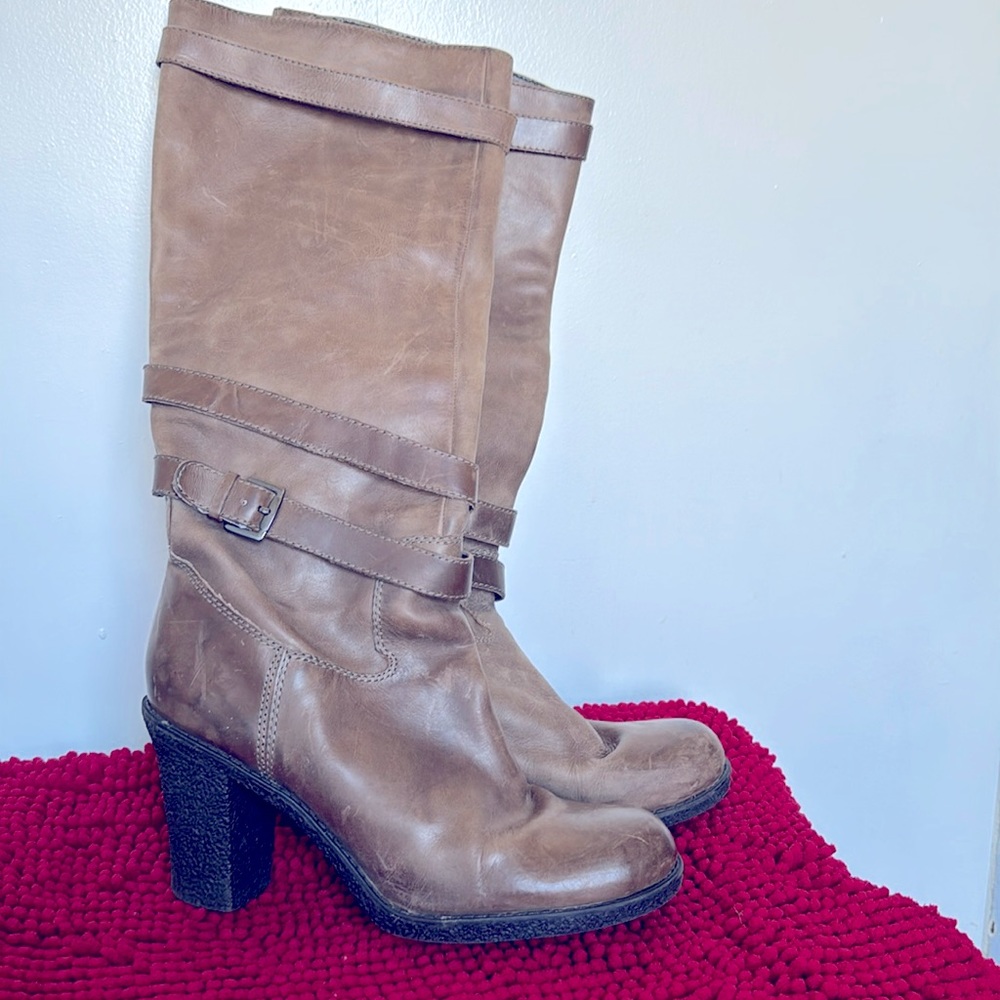 Ana Taylor leather Loft Boots
